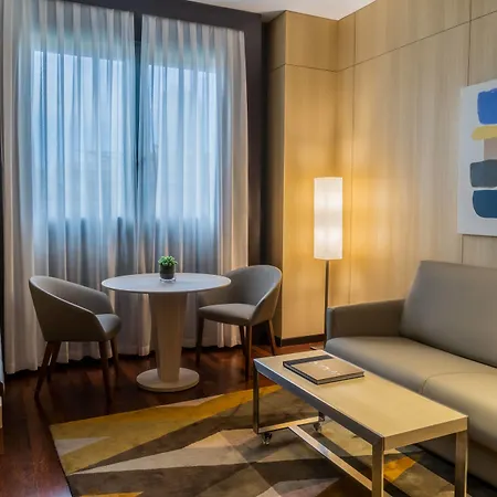 Ac By Marriott فندق 4*